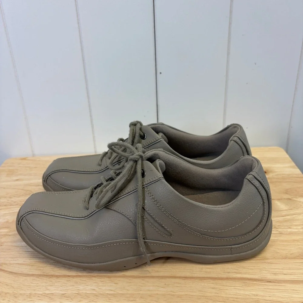 Clarks Oxford Minimalist Comfort Leather Shoes Women 10M Taupe Earthy Grannycore
